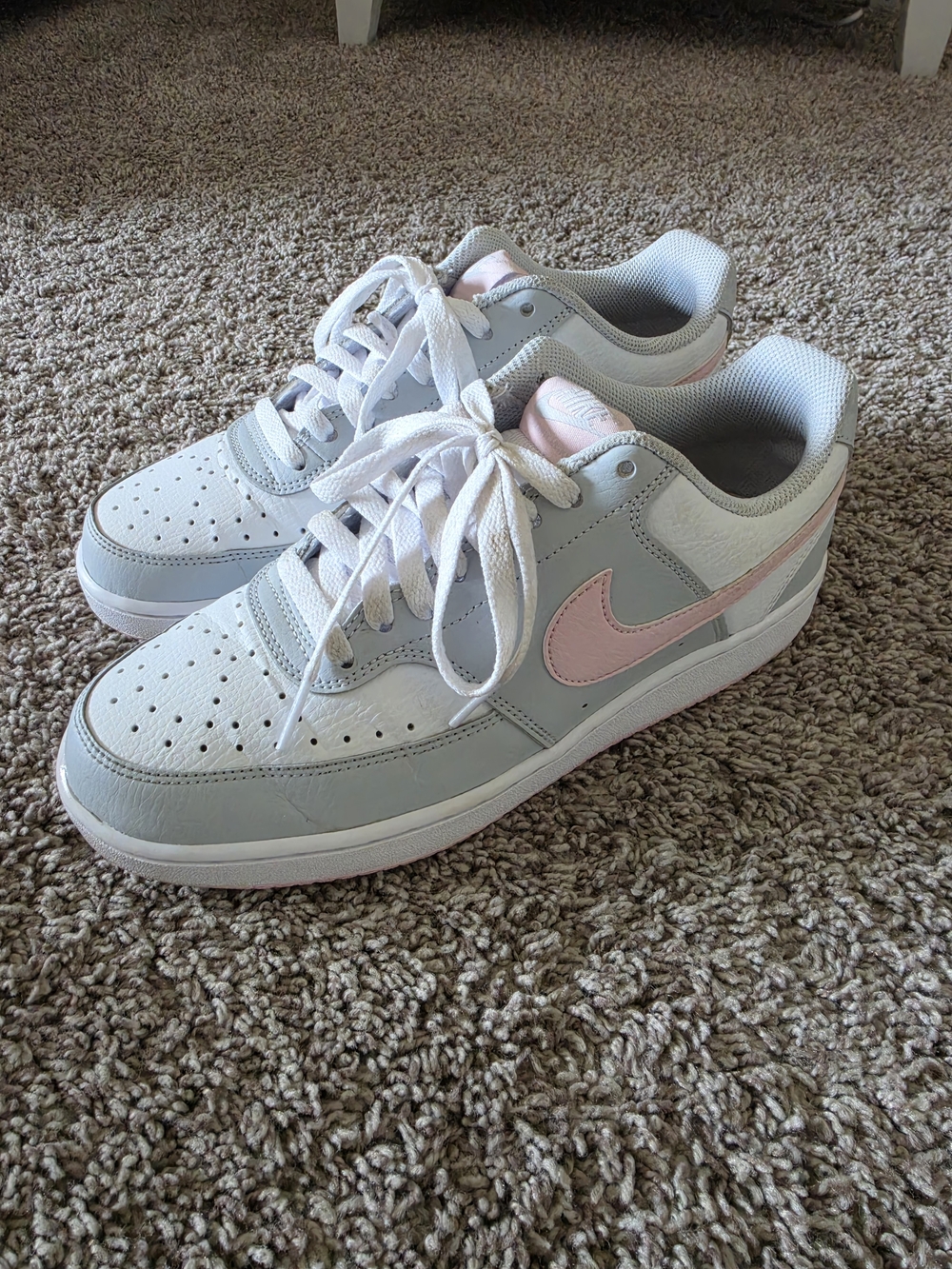Nike Women’s Low-Top Sneakers in White and Light Pink